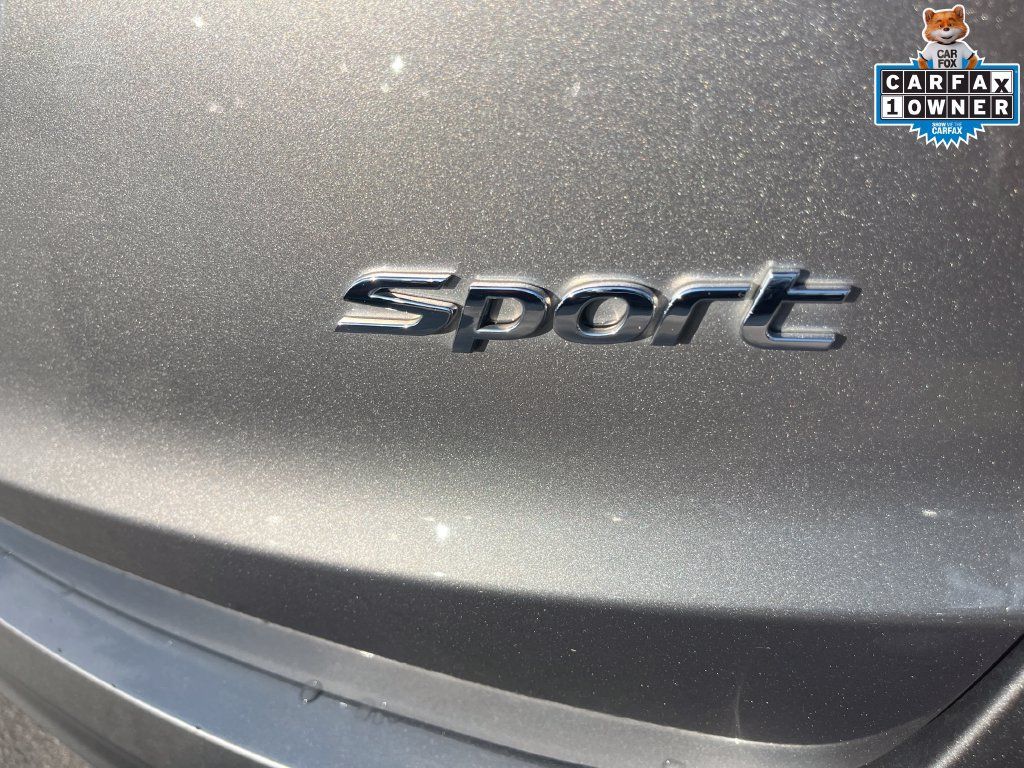 Used 2017 Hyundai Santa Fe Sport FWD image 37