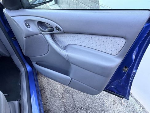 Used 2003 Ford Focus SE image 18
