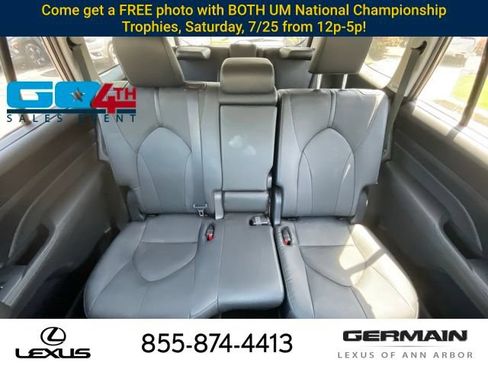 Used 2024 Toyota Grand Highlander AWD Hybrid image 17