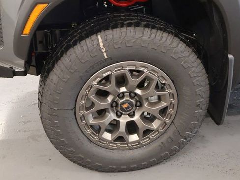 New 2026 Nissan Frontier PRO-4X w/ Pro Premium Package image 7