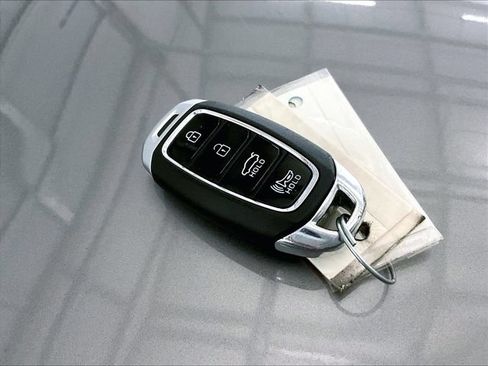 Used 2021 Hyundai Elantra SEL FWD image 9