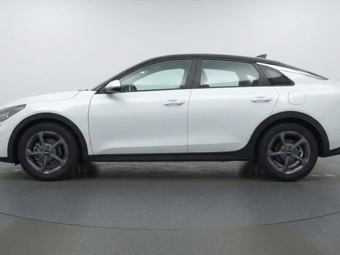 Used 2025 Kia K4 FWD image 5