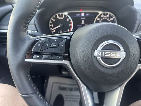 Used 2025 Nissan Altima 2.5 SL image 16