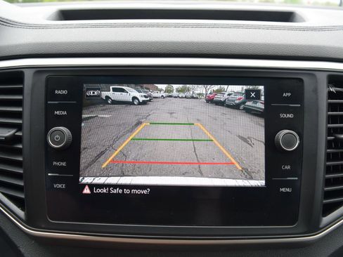 Used 2021 Volkswagen Atlas SE w/ Panoramic Sunroof Package AWD/4WD image 26