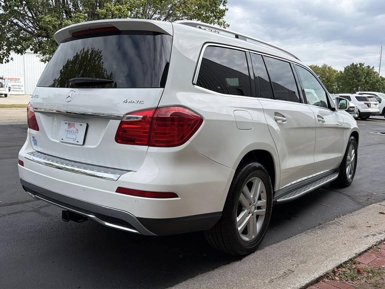 Used 2015 Mercedes-Benz GL 450 4MATIC image 7