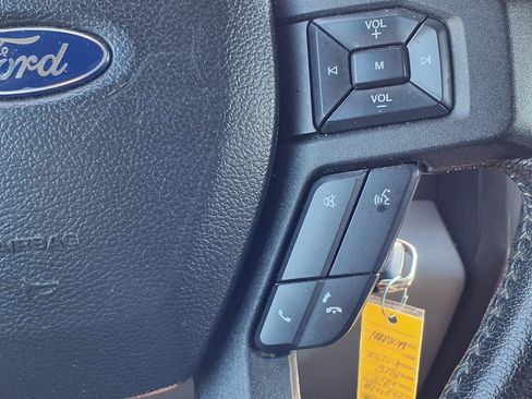 Used 2015 Ford F150 XLT w/ Equipment Group 302A Luxury RWD image 15