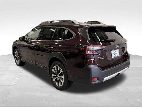 Used 2023 Subaru Outback Touring XT AWD/4WD image 3