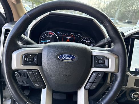 Used 2022 Ford F250 Lariat w/ Tremor Off-Road Package image 23