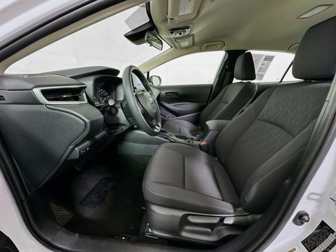 Used 2024 Toyota Corolla LE FWD image 13