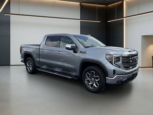 Certified 2025 GMC Sierra 1500 SLT w/ SLT Premium Plus Package AWD/4WD image 8