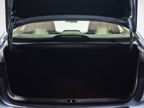 Certified 2025 Toyota Corolla LE image 28