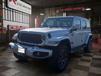 Used 2024 Jeep Wrangler High Altitude
