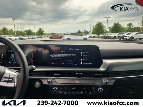 Certified 2025 Kia Telluride S FWD image 21