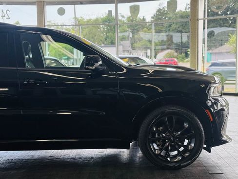 Used 2023 Dodge Durango R/T AWD/4WD image 5