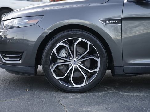 Used 2019 Ford Taurus SHO image 12