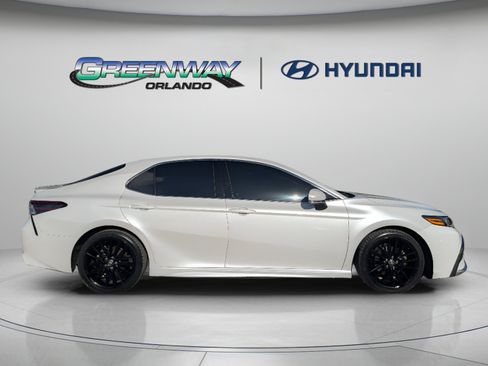 Used 2021 Toyota Camry XSE w/ Navigation Package FWD image 9