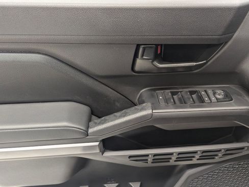 New 2025 Toyota Tacoma SR image 10