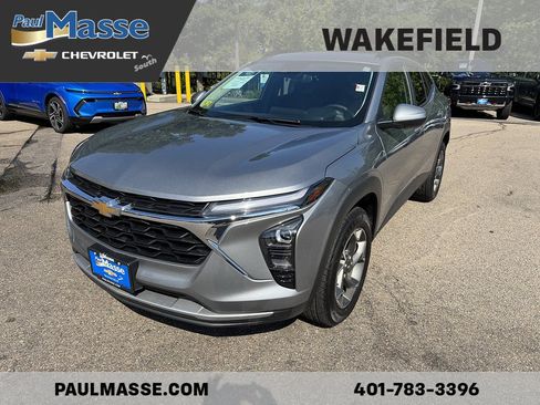 Certified 2024 Chevrolet Trax LT w/ Driver Confidence Package FWD image 1