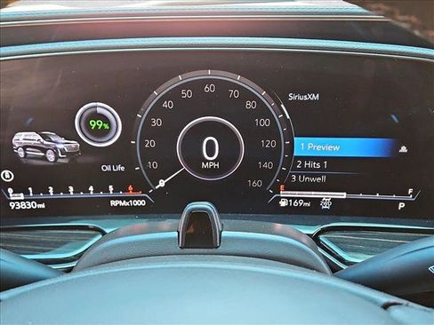 Used 2022 Cadillac Escalade Premium Luxury w/ Performance Package image 11