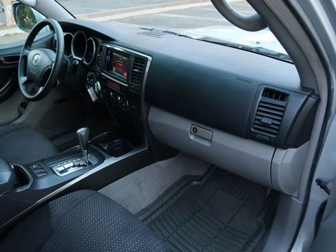 Used 2007 Toyota 4Runner Sport image 35