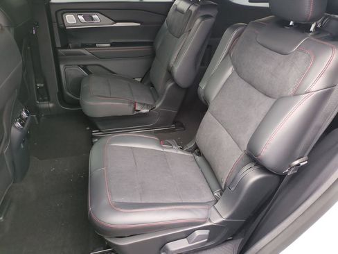 New 2026 Ford Explorer ST AWD/4WD image 18