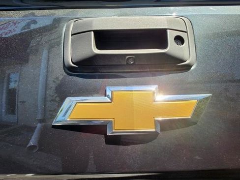 Used 2018 Chevrolet Silverado 1500 LT w/ All Star Edition image 23