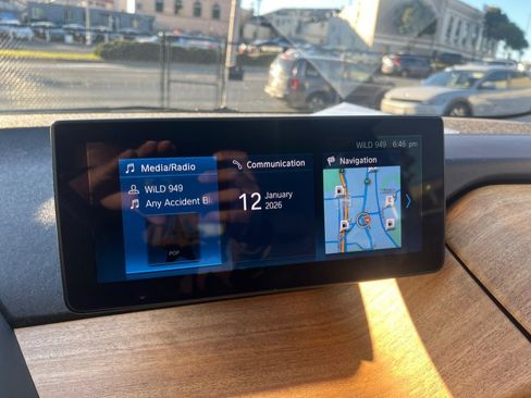 Used 2021 BMW i3 image 27