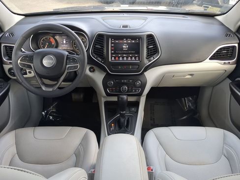 Used 2022 Jeep Cherokee Latitude Lux image 15