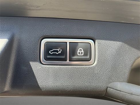 Used 2022 Kia Sorento SX Prestige w/ Rust Color Package image 10