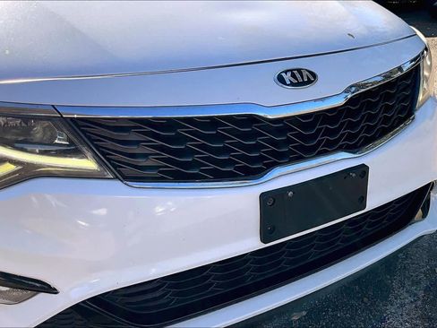 Used 2019 Kia Optima LX image 32