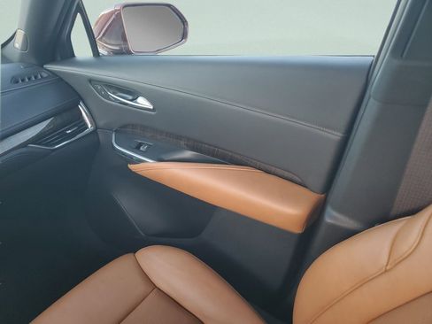 Used 2019 Cadillac XT4 Premium Luxury FWD image 13