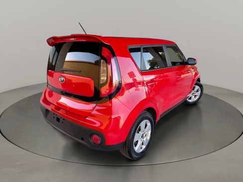 Used 2019 Kia Soul w/ Option Group 020 FWD image 2