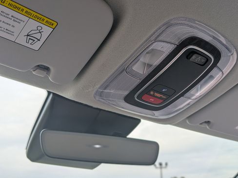 Used 2024 Hyundai Kona SEL w/ Convenience Package image 30