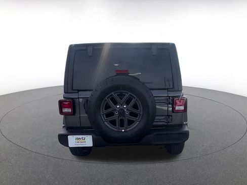 Used 2025 Jeep Wrangler Sport S image 11