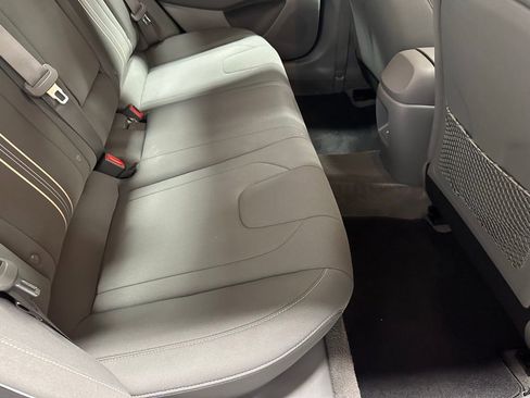 Used 2025 Hyundai Elantra SEL w/ Cargo Package image 50