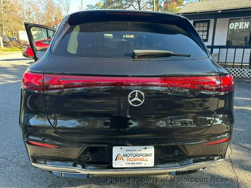 Used 2023 Mercedes-Benz EQS 580 4MATIC SUV image 19