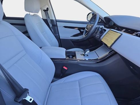 Used 2025 Land Rover Range Rover Evoque S AWD/4WD image 12