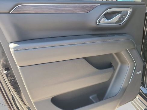 Used 2024 Chevrolet Suburban LT AWD/4WD image 14