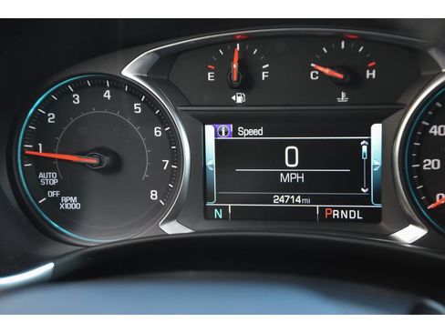 Used 2018 Chevrolet Equinox Premier image 18