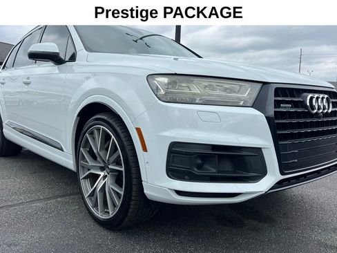 Used 2019 Audi Q7 3.0T Prestige AWD/4WD image 11