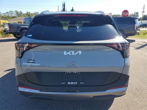 New 2026 Kia Sportage EX w/ EX Panorama Roof Package image 5
