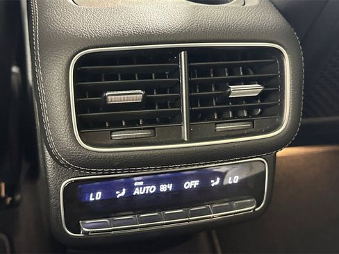 Used 2025 Mercedes-Benz GLS 450 4MATIC image 14