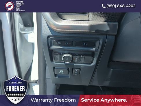 Used 2022 Ford F150 Raptor w/ Raptor 37 Performance Package AWD/4WD image 19