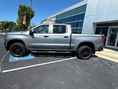 Used 2021 Chevrolet Silverado 1500 LT Trail Boss w/ Convenience Package II AWD/4WD image 7