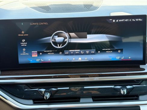 New 2026 BMW X5 xDrive40i w/ M Sport Package AWD/4WD image 34
