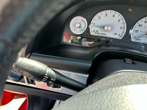 Used 2003 Ford Thunderbird image 11