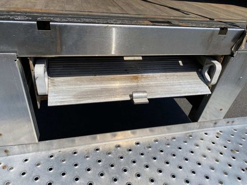 Used 2022 RAM 4500 Tradesman RWD image 9
