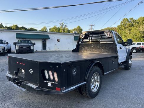 Used 2019 Ford F550 4x4 Regular Cab Super Duty w/ XL Value Package image 6