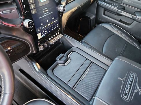 Used 2024 RAM 3500 Limited image 20