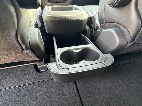 New 2026 Chrysler Pacifica Select w/ S Appearance Package FWD image 27